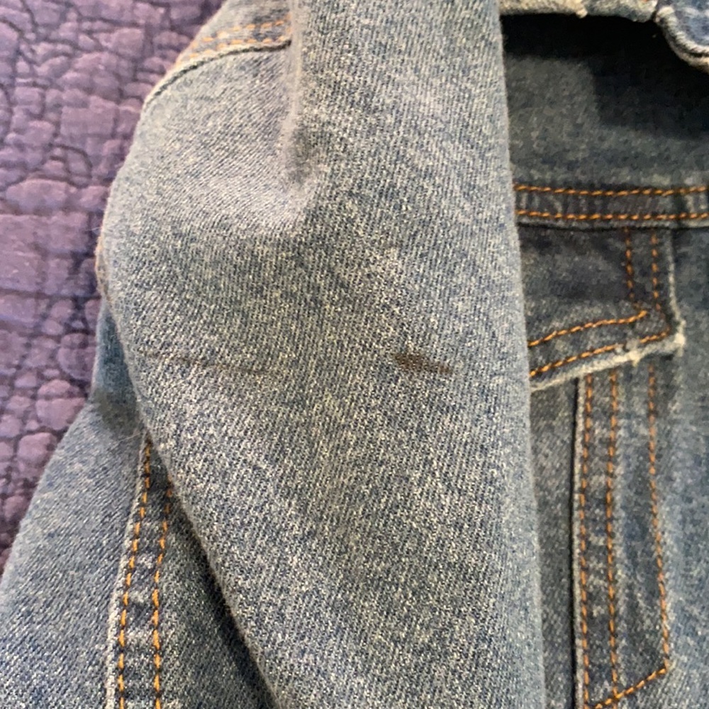 Universal Thread Large Jean Jacket - Picture 3 of 3